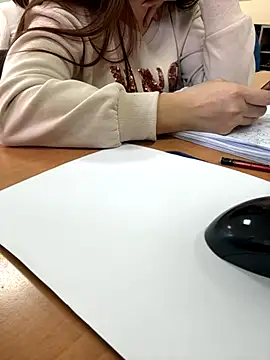 PhuongNhi21 online show from 11/22/25, 02:10