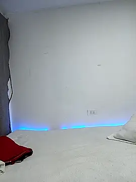 Snapshot of RosenRot07 chatting on 09/18/25, 08:00 RosenRot07 online show from 09/18/25, 08:00