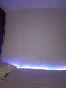 Snapshot of RosenRot07 chatting on 09/19/25, 08:09 RosenRot07 online show from 09/19/25, 08:09