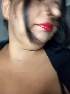 Snapshot of RosenRot07 chatting on 10/24/25, 11:06 RosenRot07 online show from 10/24/25, 11:06