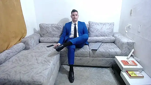 Victor Maitland online show from 09/19/25, 03:41