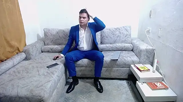 Victor Maitland online show from 01/17/26, 03:55