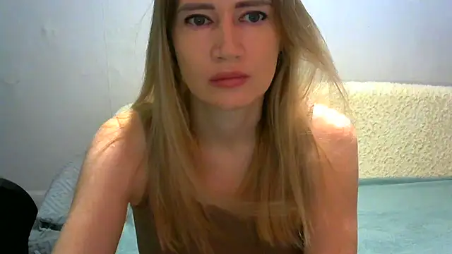 JessFoxxx online show from 12/17/25, 03:45