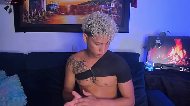 ECSTASYX2 2001 online show from 02/26/26, 05:28