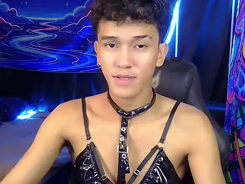 Snapshot of kenbigcockxx chatting on 07/18/26, 06:39 kenbigcockxx online show from 07/18/26, 06:39