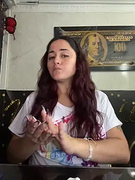 candy  fox  online show from 10/23/25, 12:37