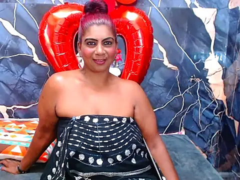 indianerotica69 online show from 02/14/26, 01:30