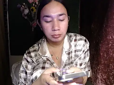 in yourdreamstarxx online show from 01/06/26, 03:27