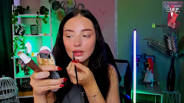 miki-niki online show from 10/08/25, 08:34