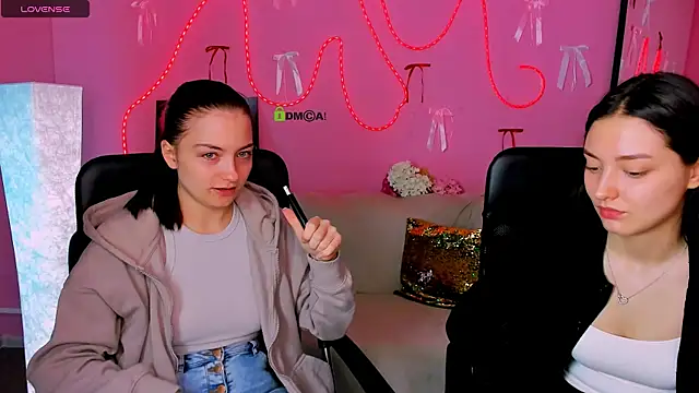 miki-niki online show from 03/24/26, 06:51