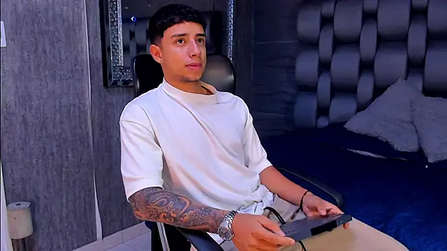 jaze bradley online show from 09/09/25, 11:32