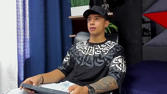 jaze bradley online show from 11/22/25, 05:12