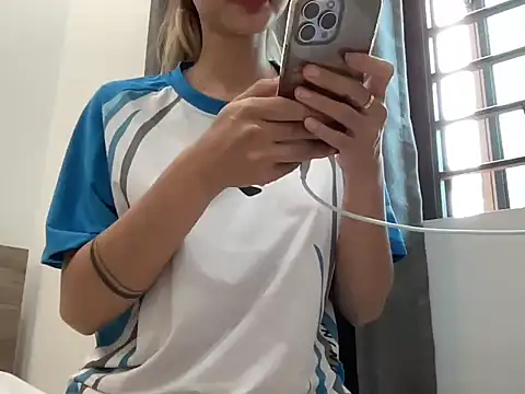 Min sara69 online show from 10/14/25, 08:04