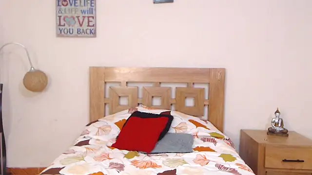 Snapshot of ValeSantoDomingo chatting on 09/30/25, 10:04 ValeSantoDomingo online show from 09/30/25, 10:04