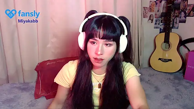 chakababe online show from 04/07/26, 09:04