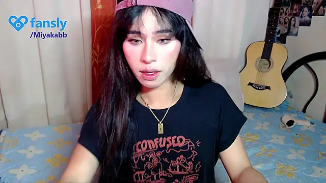 Snapshot of chakababe chatting on 05/27/26, 01:41 chakababe online show from 05/27/26, 01:41