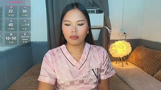 Nathalie Lustx online show from 06/16/26, 09:39