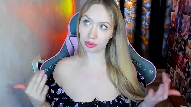 NicoleRiccii online show from 01/09/26, 10:22