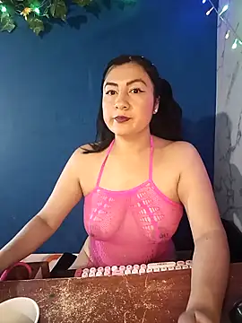 lunna 07 online show from 04/18/26, 02:32