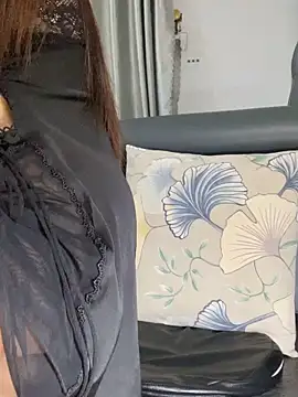 meiiijr55 online show from 02/05/26, 02:27