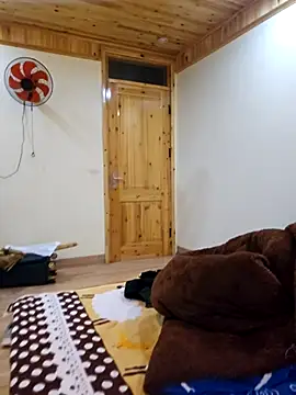 Snapshot of babychill09 chatting on 10/14/25, 12:00 babychill09 online show from 10/14/25, 12:00