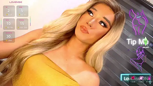 SissifyMeNow online show from 12/19/25, 03:24