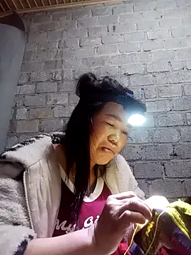 jienrrr online show from 12/18/25, 12:38