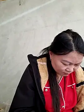 Snapshot of yoowwmr chatting on 12/01/25, 02:49 yoowwmr online show from 12/01/25, 02:49