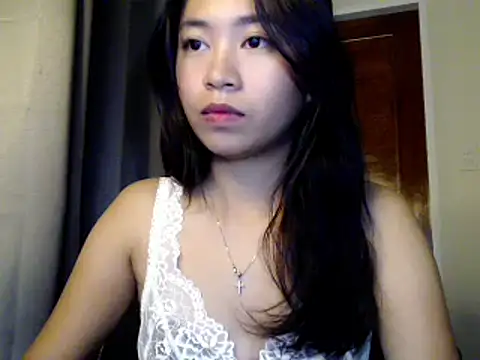 Snapshot of candycrushyyy chatting on 09/17/25, 07:04 candycrushyyy online show from 09/17/25, 07:04