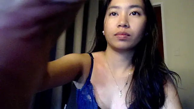 Snapshot of candycrushyyy chatting on 09/25/25, 08:56 candycrushyyy online show from 09/25/25, 08:56