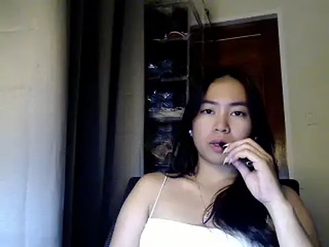 Snapshot of candycrushyyy chatting on 09/26/25, 06:56 candycrushyyy online show from 09/26/25, 06:56