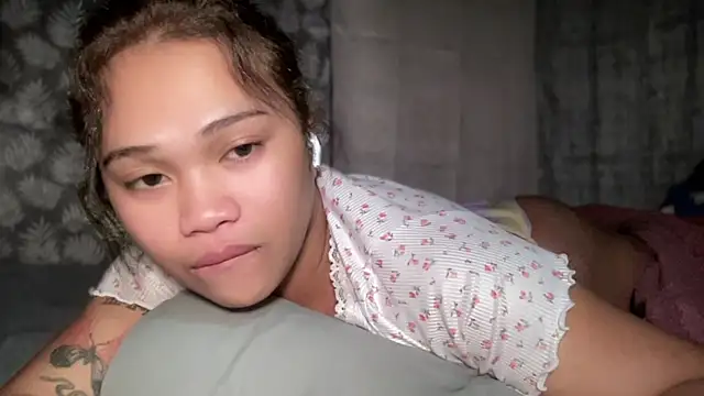 Exotic alyssa69 online show from 05/23/26, 12:27