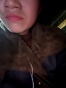 Zhan99999 online show from 11/12/25, 06:58