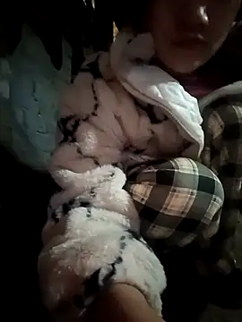 Zhan99999 online show from 11/25/25, 04:45