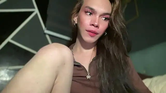 Snapshot of Misselliefayexxx chatting on 11/25/25, 04:29 Misselliefayexxx online show from 11/25/25, 04:29