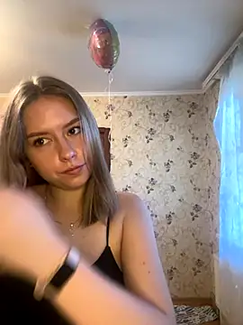 Tomyris yuki online show from 11/02/25, 12:18