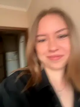 Tomyris yuki online show from 11/29/25, 11:24