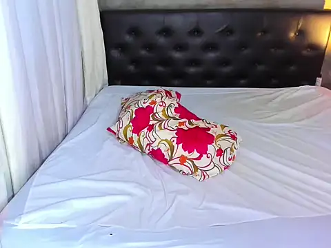 Snapshot of hotbabymaria chatting on 10/02/25, 12:17 hotbabymaria online show from 10/02/25, 12:17