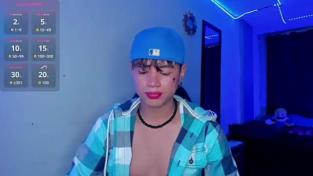 Snapshot of Jostin18 chatting on 11/09/25, 02:15 Jostin18 online show from 11/09/25, 02:15