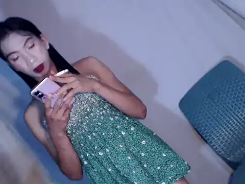 xyourdreamtrans online show from 12/21/25, 09:16