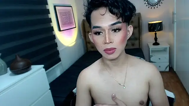 Snapshot of solana_imani chatting on 09/23/25, 04:54 solana imani online show from 09/23/25, 04:54