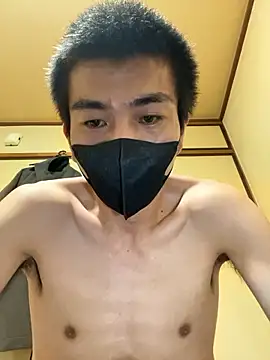 Snapshot of taka1106fuji chatting on 10/26/25, 11:27 taka1106fuji online show from 10/26/25, 11:27