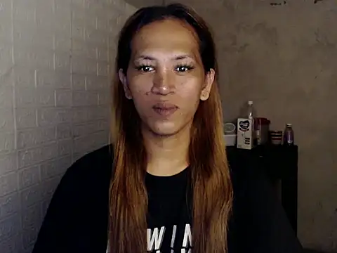 isabellabigcock06 online show from 04/06/26, 11:00