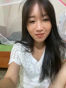 Snapshot of oneyou_400 chatting on 09/15/25, 03:01 oneyou 400 online show from 09/15/25, 03:01