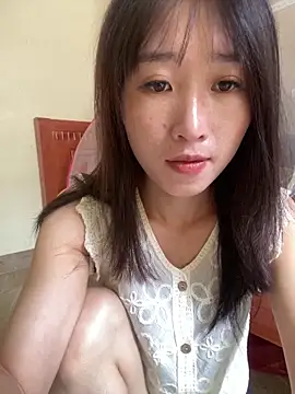 Snapshot of oneyou_400 chatting on 10/11/25, 03:17 oneyou 400 online show from 10/11/25, 03:17