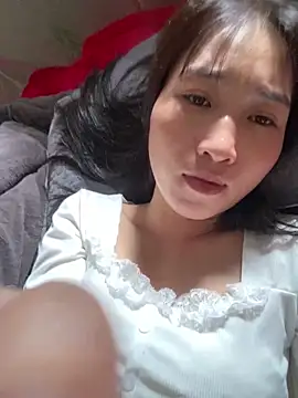 Snapshot of oneyou_400 chatting on 10/17/25, 09:01 oneyou 400 online show from 10/17/25, 09:01