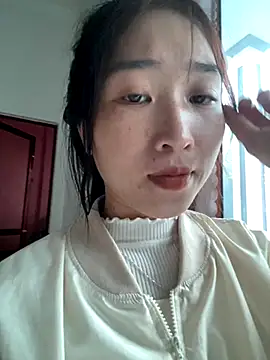 Snapshot of oneyou_400 chatting on 10/25/25, 01:46 oneyou 400 online show from 10/25/25, 01:46