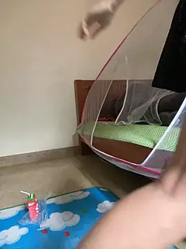 Snapshot of oneyou_400 chatting on 11/22/25, 03:05 oneyou 400 online show from 11/22/25, 03:05