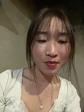 Snapshot of oneyou_400 chatting on 02/05/26, 11:04 oneyou 400 online show from 02/05/26, 11:04