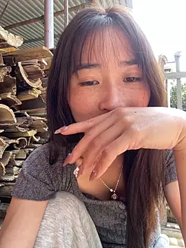 Snapshot of oneyou_400 chatting on 02/06/26, 06:29 oneyou 400 online show from 02/06/26, 06:29